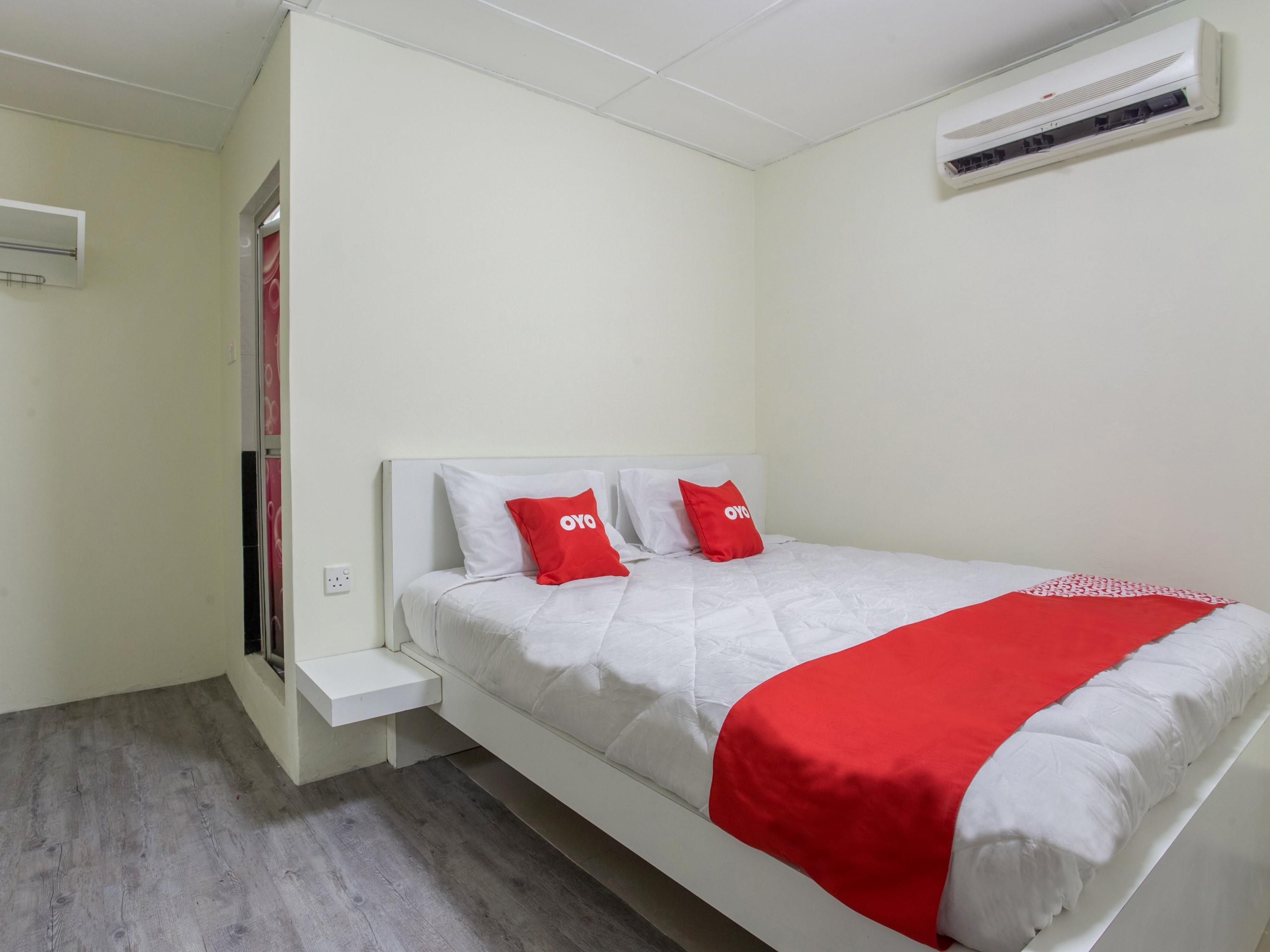 Oyo 822 Zande Motel Куала Селангор Екстериор снимка